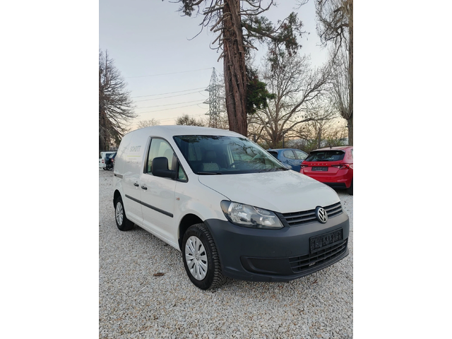 VW Caddy 1.6.102к.с. - автомобили, коли, обяви за нови и употребявани 1