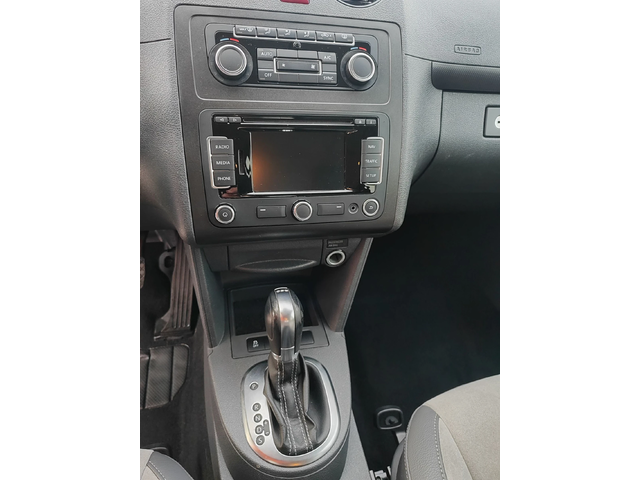 VW Caddy 1.6, 102к.с. - автомобили, коли, обяви за нови и употребявани 11