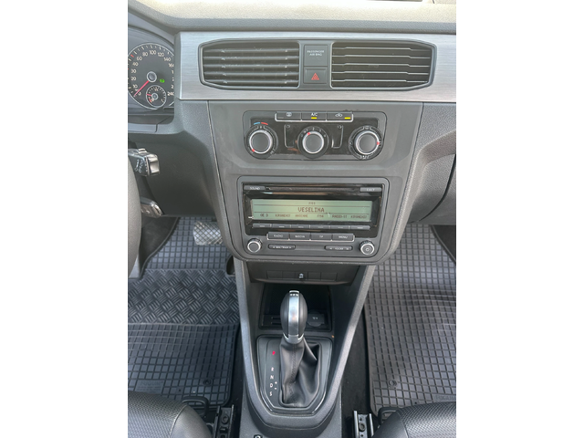 VW Caddy 2.0TDI 102kc DSG 7MESTA FULLL - автомобили, коли, обяви за нови и употребявани 11