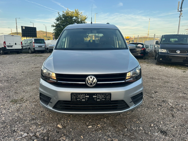 VW Caddy 2.0TDI 102kc DSG 7MESTA FULLL - автомобили, коли, обяви за нови и употребявани 7