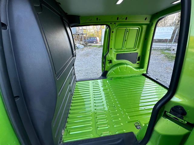 VW Caddy 2.0TDI КАТО НОВ! EURO6 - автомобили, коли, обяви за нови и употребявани 10