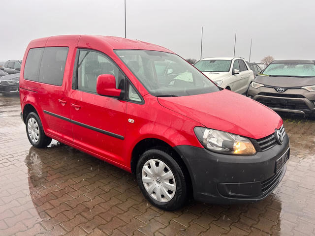 VW Caddy 1.6TDI 4+ 1 EURO 5 - автомобили, коли, обяви за нови и употребявани 3