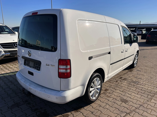 VW Caddy MAXI 2.0TDI AVTOMAT/NAVI EURO 5 - автомобили, коли, обяви за нови и употребявани 6