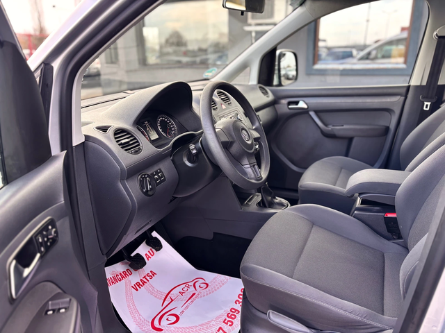VW Caddy - автомобили, коли, обяви за нови и употребявани 9