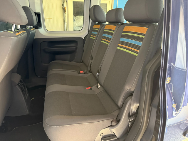 VW Caddy 2.0TDI* 140к.с* 7м* СЕРВИЗНА КНИЖКА С ПЪЛНА ИСТОРИ - автомобили, коли, обяви за нови и употребявани 8