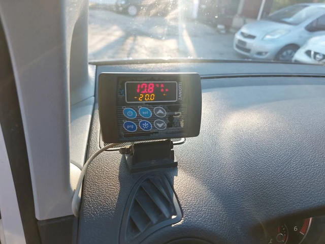 VW Caddy 1.6TDI* ХЛАДИЛЕН* -20C* - автомобили, коли, обяви за нови и употребявани 9