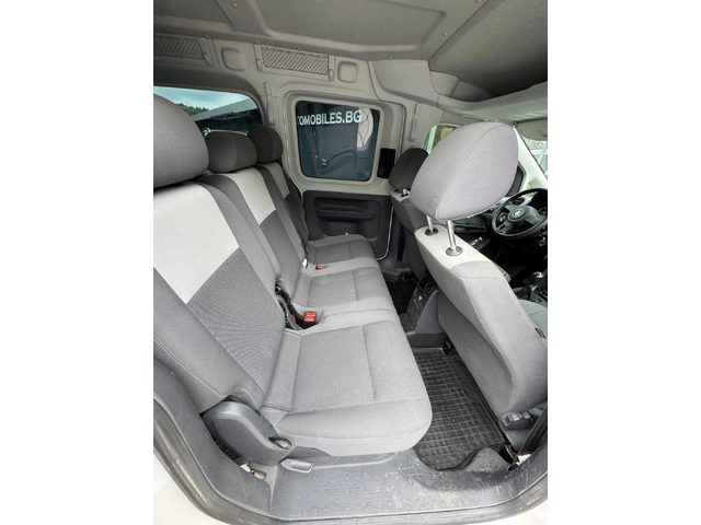 VW Caddy MAXI - автомобили, коли, обяви за нови и употребявани 9