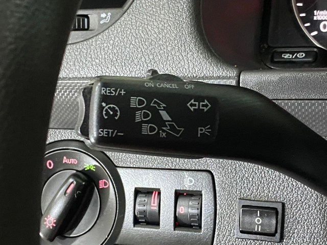 VW Caddy - автомобили, коли, обяви за нови и употребявани 8