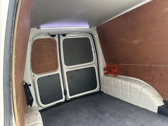 VW Caddy - автомобили, коли, обяви за нови и употребявани 8