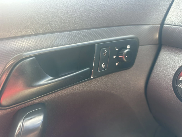 VW Caddy - автомобили, коли, обяви за нови и употребявани 13