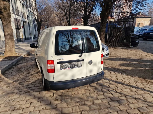 VW Caddy 1.9TDi - автомобили, коли, обяви за нови и употребявани 3