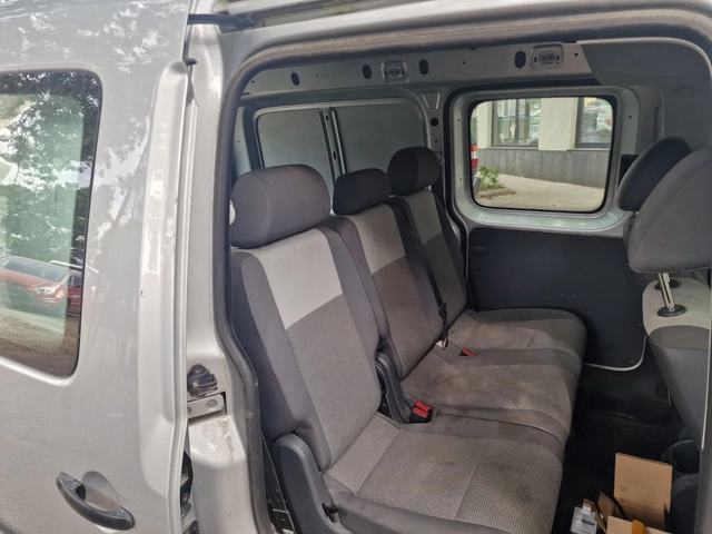 VW Caddy 1.6ТД - автомобили, коли, обяви за нови и употребявани 14