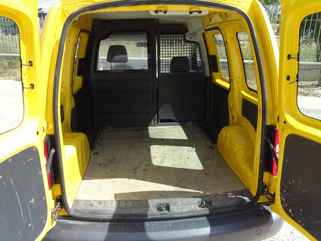 VW Caddy 4x4 - автомобили, коли, обяви за нови и употребявани 6