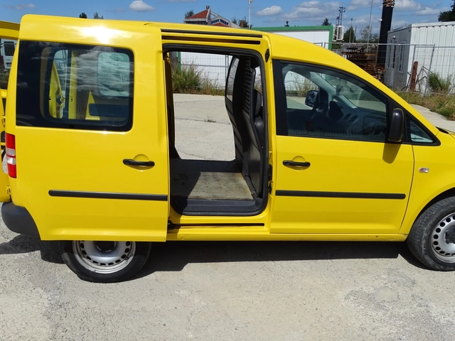 VW Caddy 4x4 - автомобили, коли, обяви за нови и употребявани 8