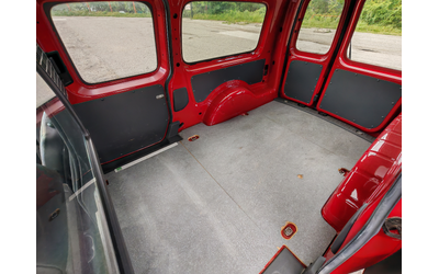 VW Caddy MAXI фабрична газ - автомобили, коли, обяви за нови и употребявани 10