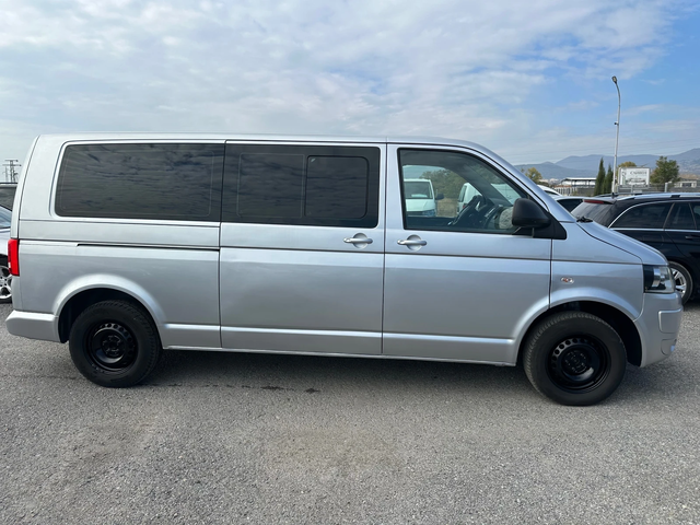 VW Caravelle 2.0TDI* 140к.с* 9-МЕСТЕН* ДЪЛГА БАЗА* 6 СКОРОСТИ - автомобили, коли, обяви за нови и употребявани 7