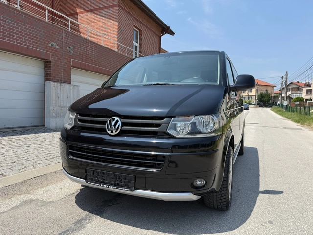 VW Caravelle PanAmericana-2.0BiTDI-AVTOMAT-4X4-CH - автомобили, коли, обяви за нови и употребявани 0