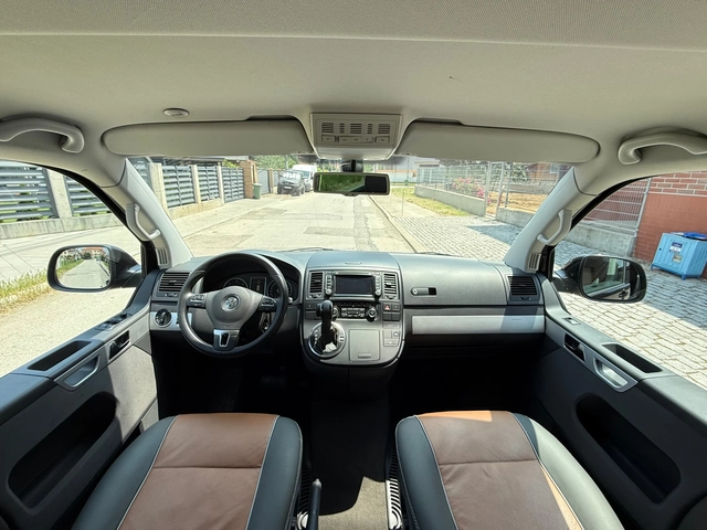 VW Caravelle PanAmericana-2.0BiTDI-AVTOMAT-4X4-CH - автомобили, коли, обяви за нови и употребявани 10