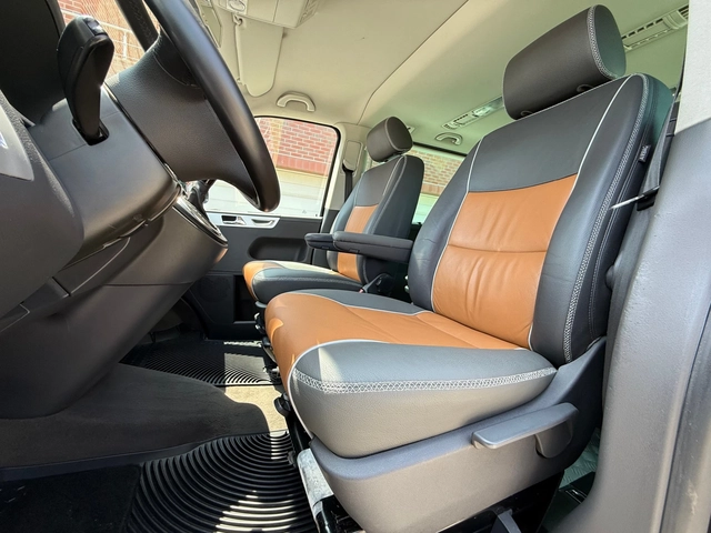 VW Caravelle PanAmericana-2.0BiTDI-AVTOMAT-4X4-CH - автомобили, коли, обяви за нови и употребявани 12