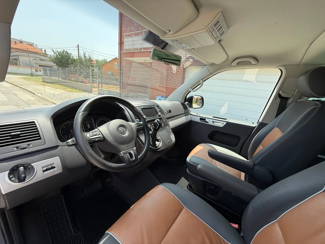 VW Caravelle PanAmericana-2.0BiTDI-AVTOMAT-4X4-CH - автомобили, коли, обяви за нови и употребявани 8