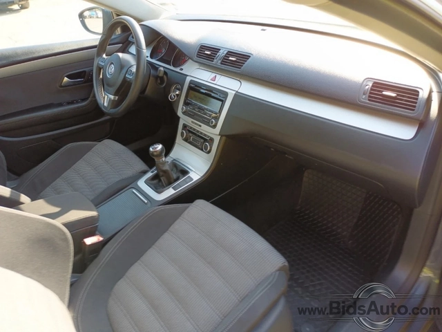 VW CC 1.8 TSI - автомобили, коли, обяви за нови и употребявани 10