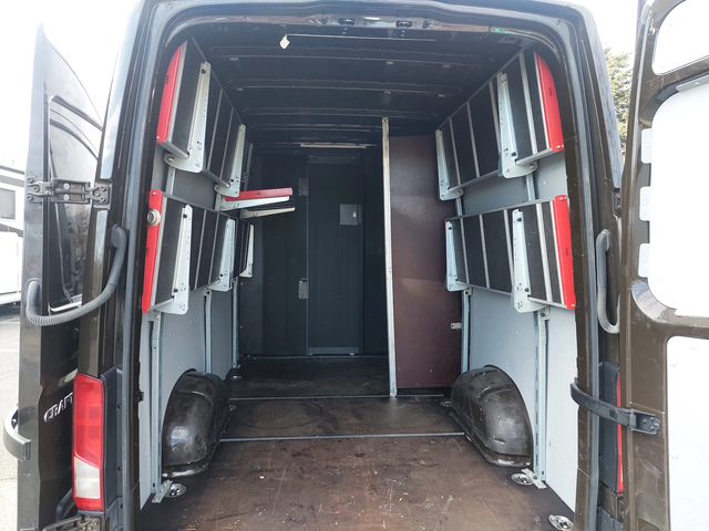 VW Crafter 2, 0TDI 140ps - автомобили, коли, обяви за нови и употребявани 10