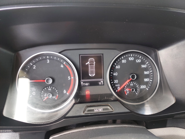 VW Crafter 2, 0TDI 140ps - автомобили, коли, обяви за нови и употребявани 8