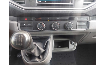 VW Crafter SUPER LONG 2, 0TDI 177ps - автомобили, коли, обяви за нови и употребявани 11