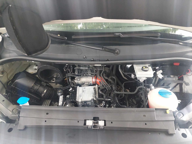 VW Crafter SUPER LONG 2, 0TDI 177ps - автомобили, коли, обяви за нови и употребявани 13