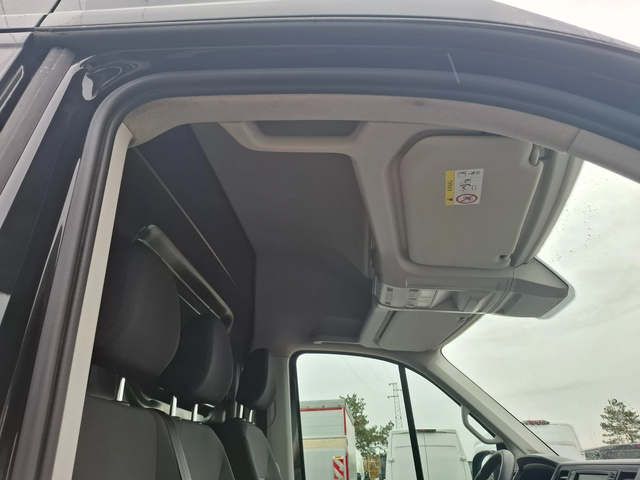 VW Crafter 2.0tdi /Средна база/ Euro6 Navi Камера - автомобили, коли, обяви за нови и употребявани 10