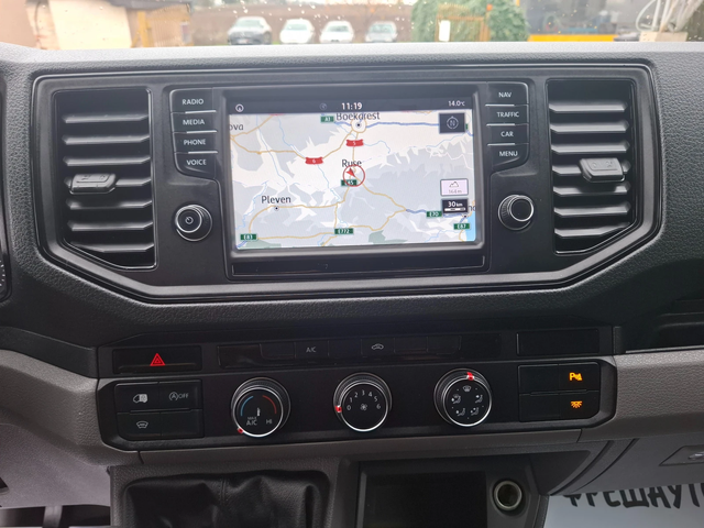 VW Crafter 2.0tdi /Средна база/ Euro6 Navi Камера - автомобили, коли, обяви за нови и употребявани 6