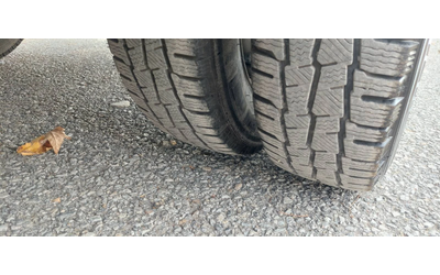 VW Crafter 2.0 tdi клима двойна гума Б категория - автомобили, коли, обяви за нови и употребявани 8