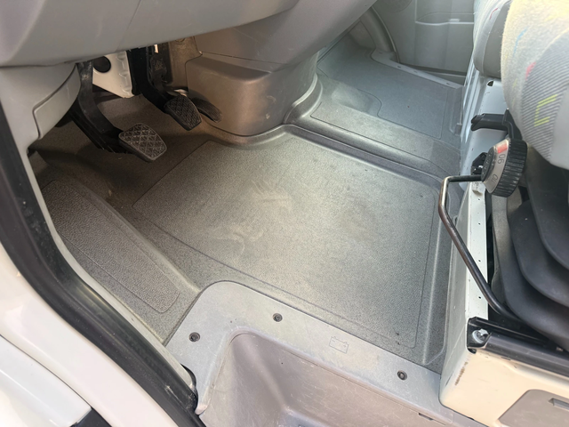 VW Crafter 2.5TDI 163к.с. Климатроник L1H1  Euro 5 - автомобили, коли, обяви за нови и употребявани 13