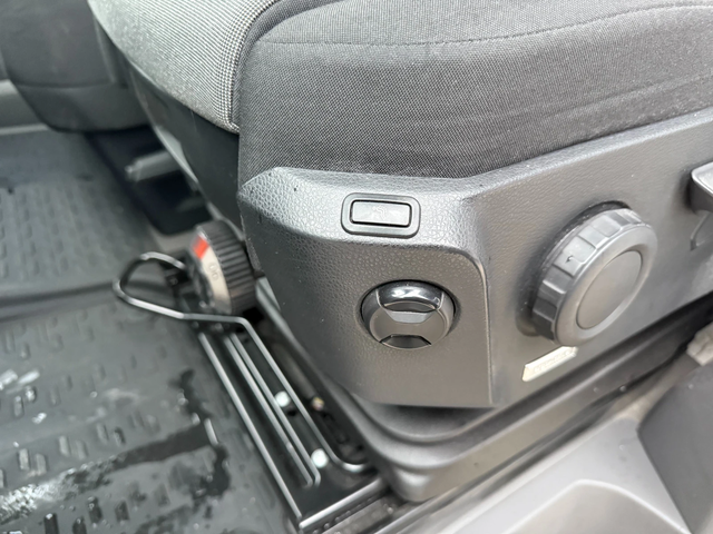 VW Crafter 2.0TDI до 3.5т. 4.50м. Клима Euro 6 - автомобили, коли, обяви за нови и употребявани 15