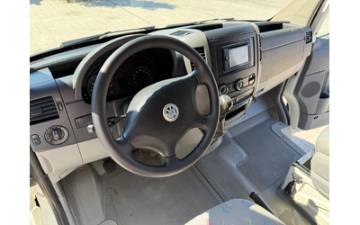 VW Crafter 2.5TDI Клима L2H1 - автомобили, коли, обяви за нови и употребявани 10