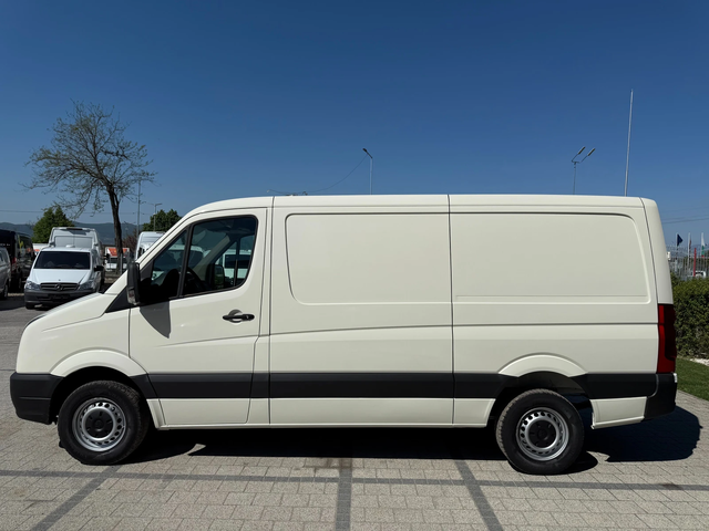 VW Crafter 2.5TDI Клима L2H1 - автомобили, коли, обяви за нови и употребявани 3