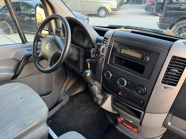 VW Crafter 2.5TDI 3.5т. Клима L2H2 - автомобили, коли, обяви за нови и употребявани 7