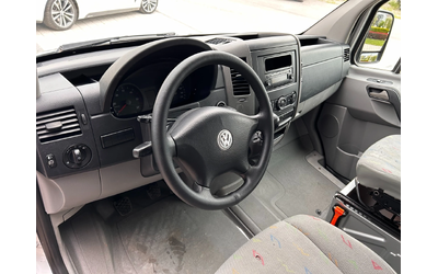 VW Crafter 2.5TDI 5-местен Клима - автомобили, коли, обяви за нови и употребявани 11