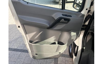 VW Crafter 2.5TDI L2H1 Клима 6-местен - автомобили, коли, обяви за нови и употребявани 12