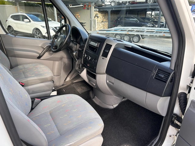 VW Crafter 2.5TDI L2H1 Клима 6-местен - автомобили, коли, обяви за нови и употребявани 6