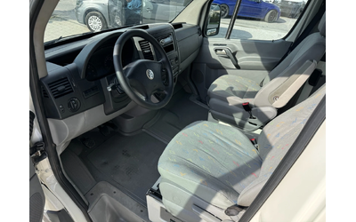 VW Crafter 2.5TDI 6-местен Клима Euro 5 - автомобили, коли, обяви за нови и употребявани 10