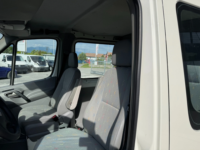 VW Crafter 2.5TDI 6-местен Клима Euro 5 - автомобили, коли, обяви за нови и употребявани 11