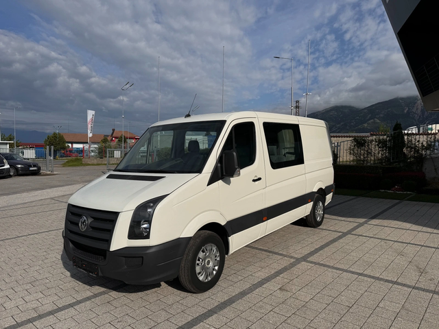 VW Crafter 2.5TDI 6-местен Клима Euro 5 - автомобили, коли, обяви за нови и употребявани 1