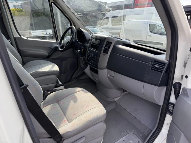 VW Crafter 2.5TDI 6-местен Клима Euro 5 - автомобили, коли, обяви за нови и употребявани 6