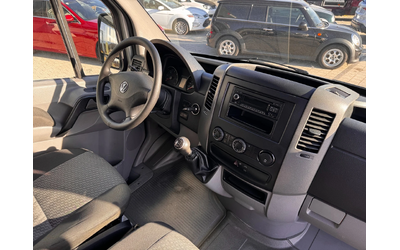 VW Crafter 2.0TDI Хладилен Клима L2H2 - автомобили, коли, обяви за нови и употребявани 7