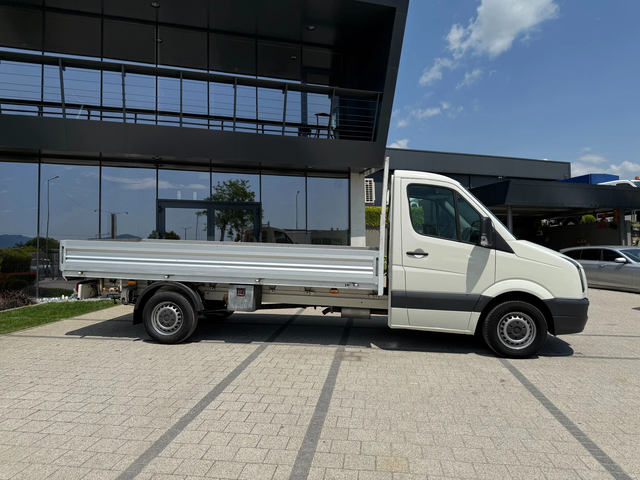 VW Crafter 2.5TDI Клима 4.30м. - автомобили, коли, обяви за нови и употребявани 8