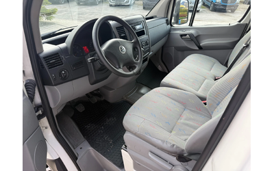 VW Crafter 2.5TDI до 3.5т. 4.23м. Климатроник - автомобили, коли, обяви за нови и употребявани 12