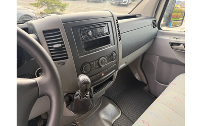 VW Crafter 2.5TDI до 3.5т. 4.23м. Климатроник - автомобили, коли, обяви за нови и употребявани 14