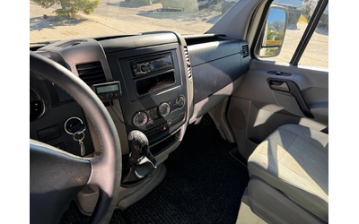 VW Crafter 2.5TDI 6-местен Клима - автомобили, коли, обяви за нови и употребявани 12