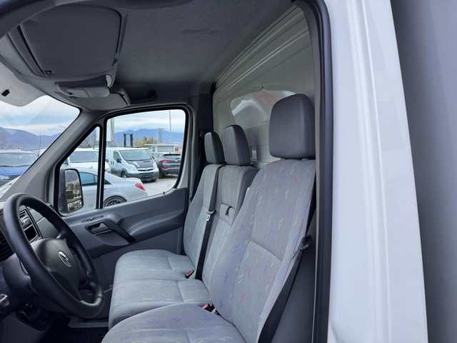 VW Crafter 2.5TDI до 3, 5т. 4, 27м. Климатроник Euro 5 - автомобили, коли, обяви за нови и употребявани 12